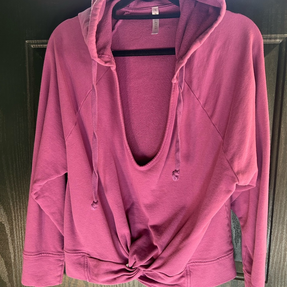 Fabletics cropped hoodie extra large XL Scrunched front